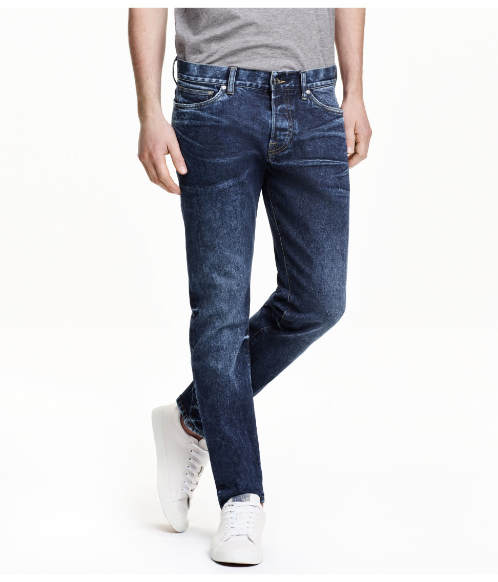 Shop by category Among H&M's contemporaries is the equally successful Forever 21 brand, which proudly shares a healthy competition with the Swedish clothing brand we all know and love. Shop H&M blouses, casual dresses, casual skirts, dresses, little black dresses, mini skirts, skirts, tops.